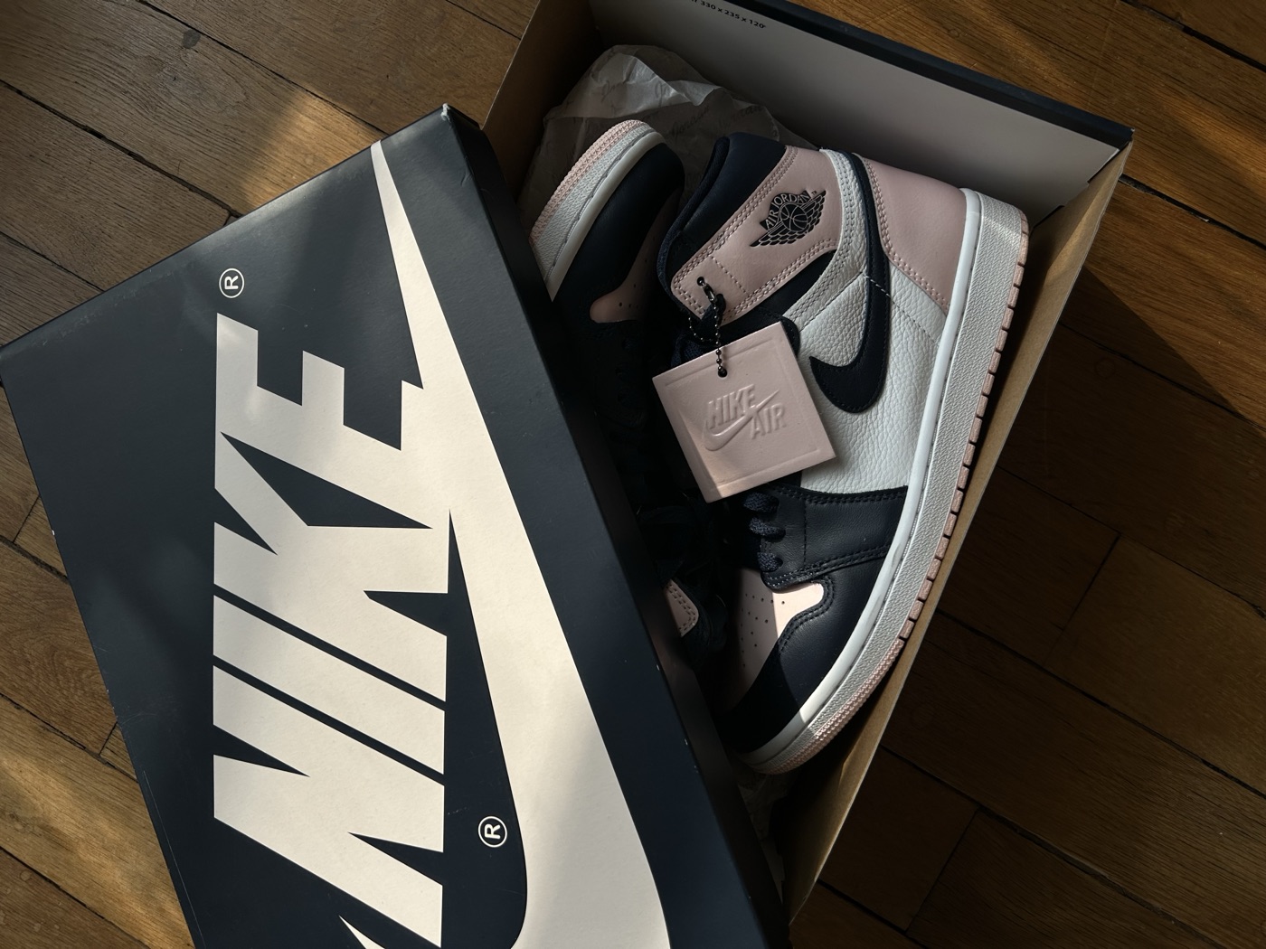 Resell sneakers